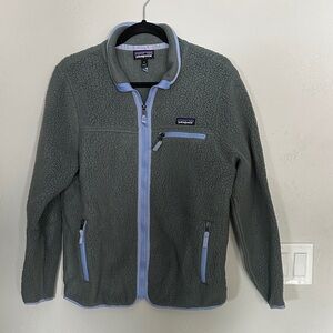 Patagonia women’s Olive Fleece Jacket with Light Blue Accents